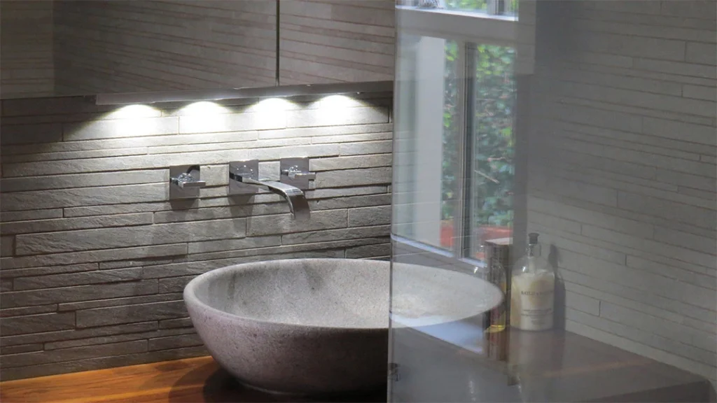 Attic En suite bathroom Dublin Attic En suite bathroom Dublin